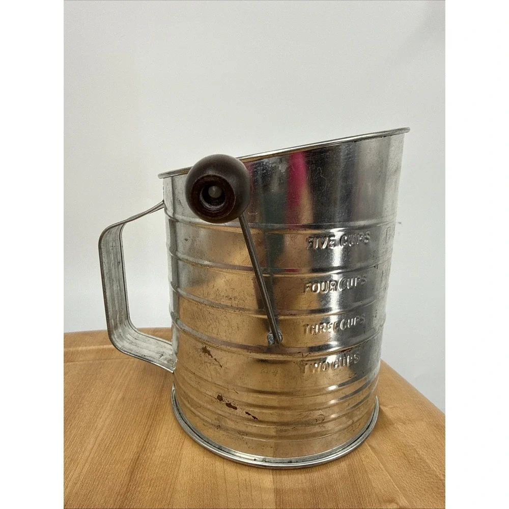 Vintage Old Bromwell's Measuring Sifter 5 Cup w/ Wood  Crank Knob Kitchy Cottage